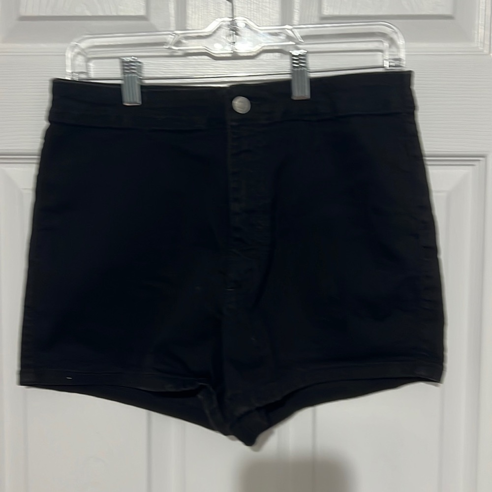 Wild fable black shorts size 12/31R